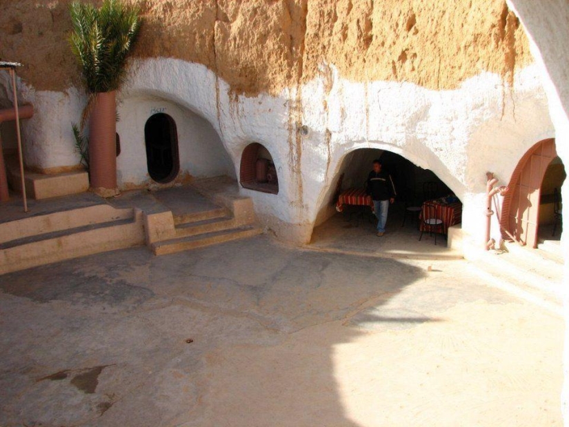 10 weirdest places people live in