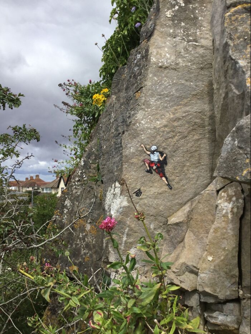 10 Works Of Street Graffiti That Interacts With Its Surroundings By This Artist