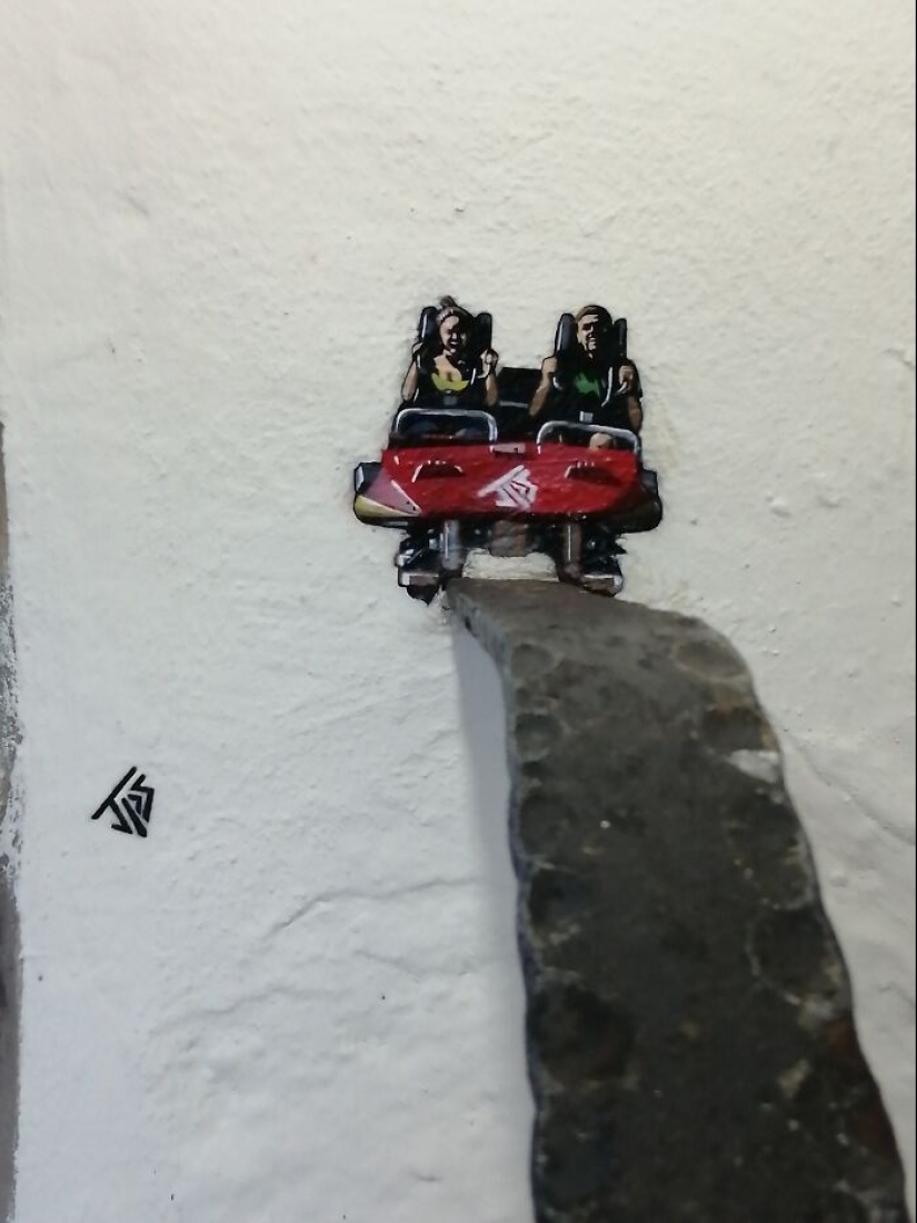10 Works Of Street Graffiti That Interacts With Its Surroundings By This Artist