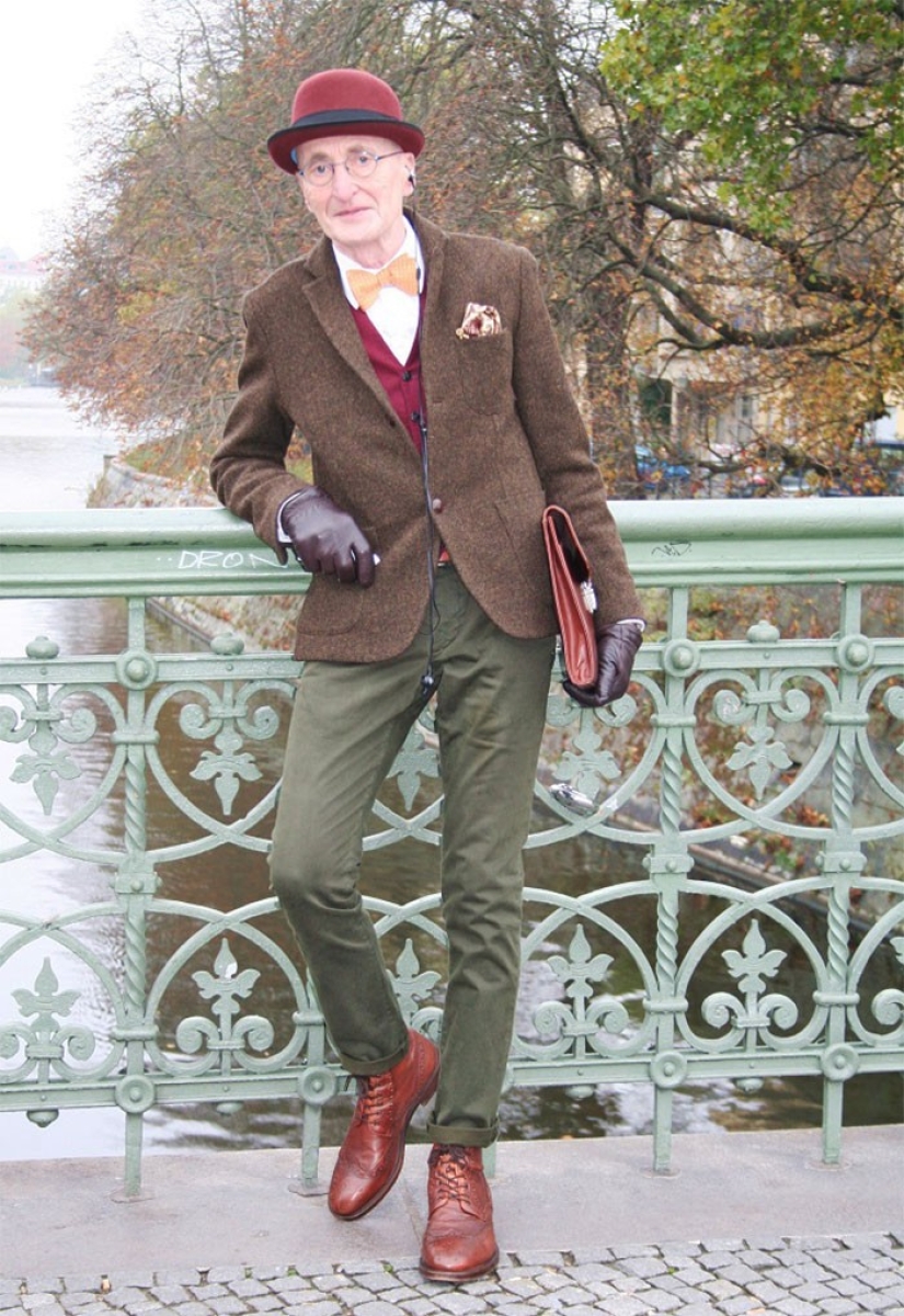 104-year-old grandfather is more fashionable than you, but actually younger than they say on the Internet