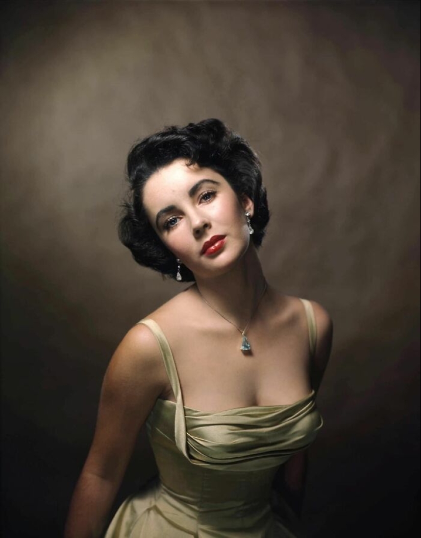 12 Previously Unseen 20th-Century Celebrity Portraits Found In Philippe Halsman’s Archives