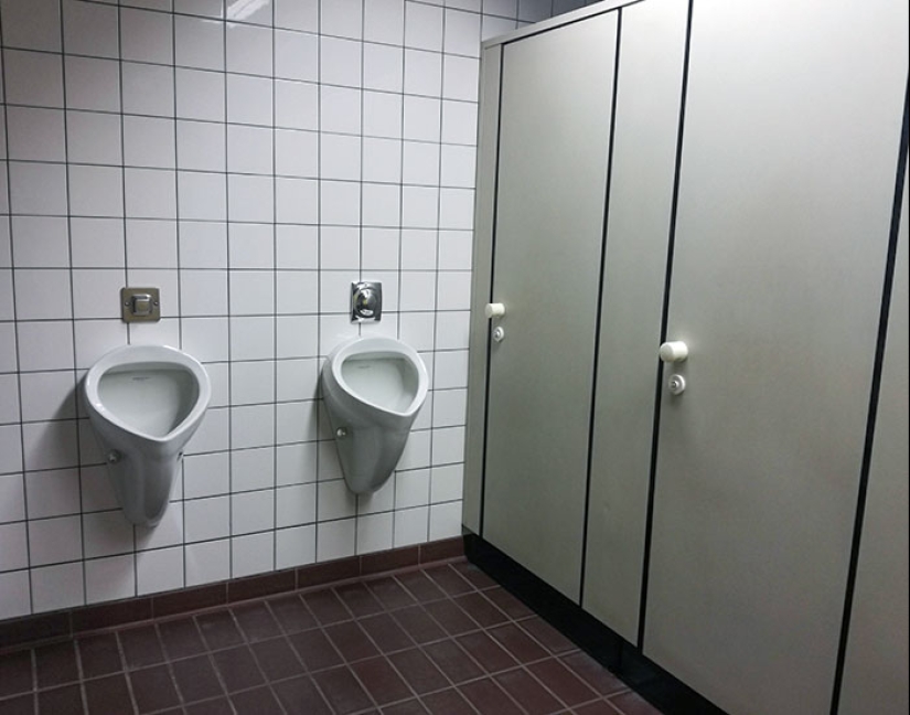 12 Times People Spotted Stupid Design Decisions In Public Places And Just Had To Share (Part2)