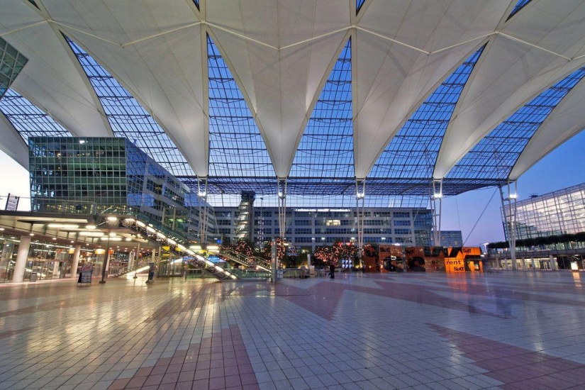 13 airports in the world where you can have a good time
