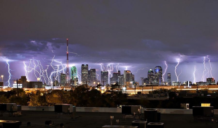 13 most beautiful lightning bolts from around the world