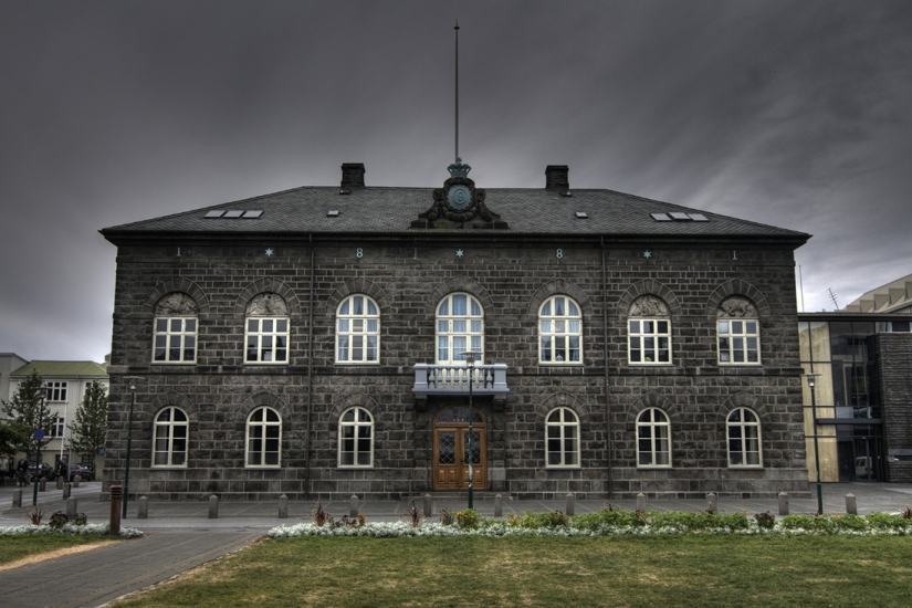 13 Surprising Facts About Iceland You Didn&#39;t Know About