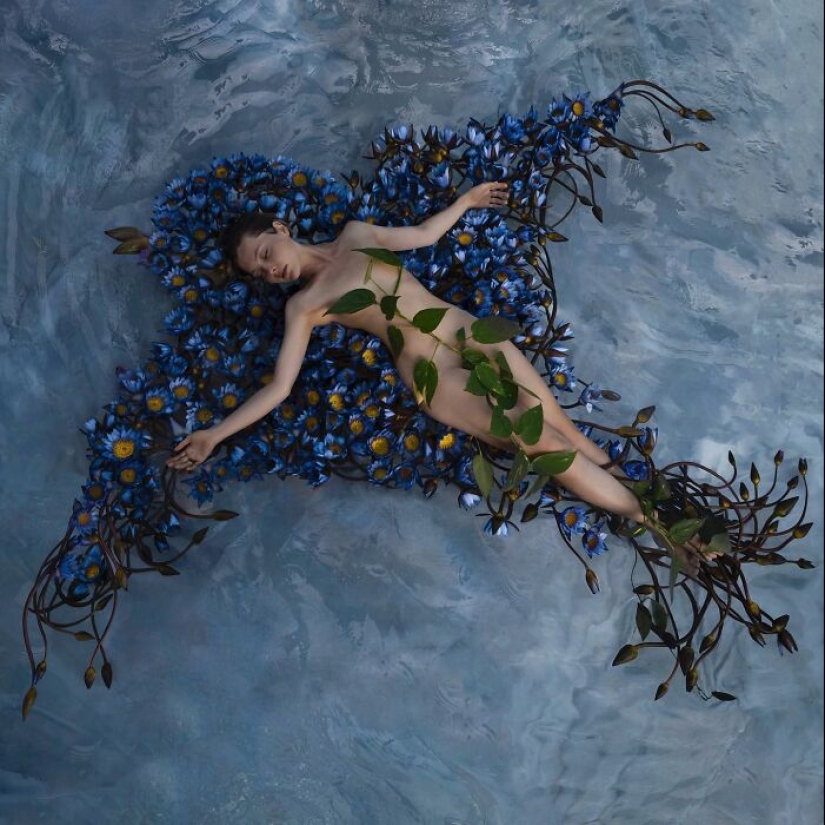 14 Mind-Bending Photo Manipulations By Ellen Sheidlin 14 Mind-Bending Photo Manipulations By Ellen Sheidlin