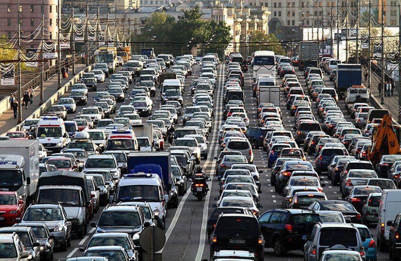14 Most Convincing Evidence of Transportation Collapse in Moscow