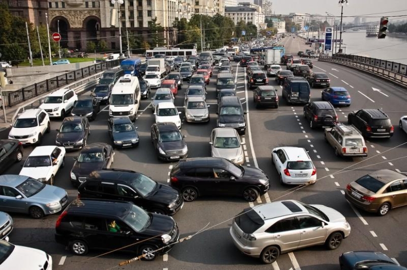 14 Most Convincing Evidence of Transportation Collapse in Moscow