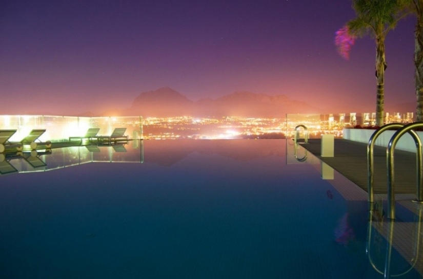 15 beautiful pools extending into infinity 15 beautiful pools extending into infinity