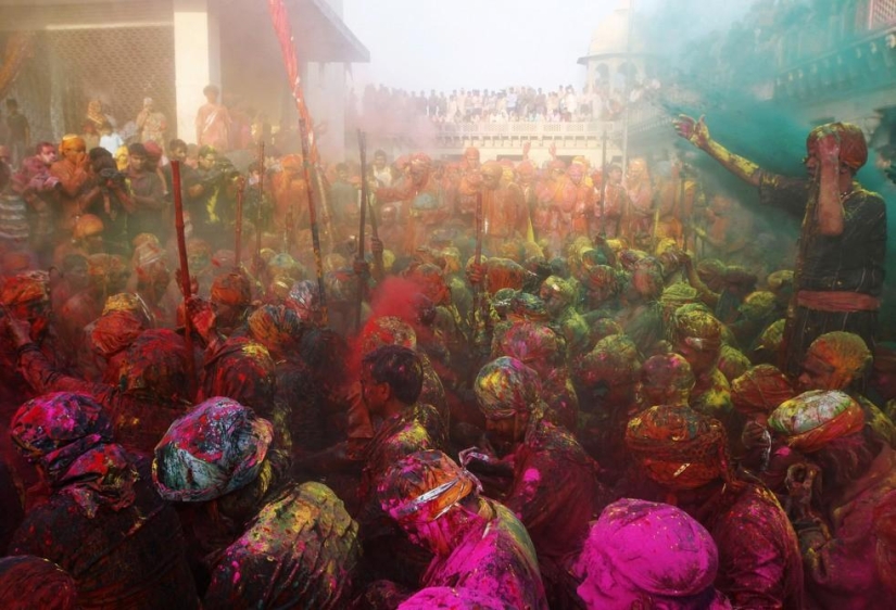 15 momentos inolvidables de Holi - Año Nuevo bengalí