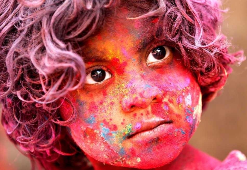 15 momentos inolvidables de Holi - Año Nuevo bengalí