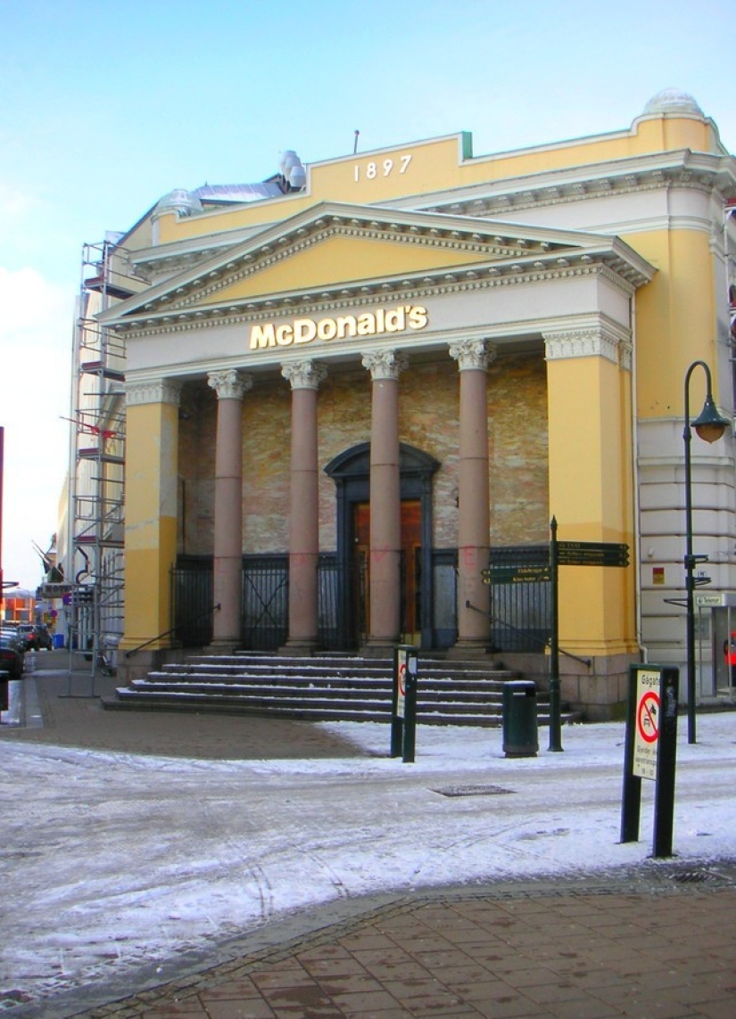 15 Most Amazing McDonald's Restaurants 15 Most Amazing McDonald's Restaurants