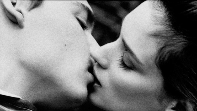 15 quotes about the meaning of life from the books of Paulo Coelho