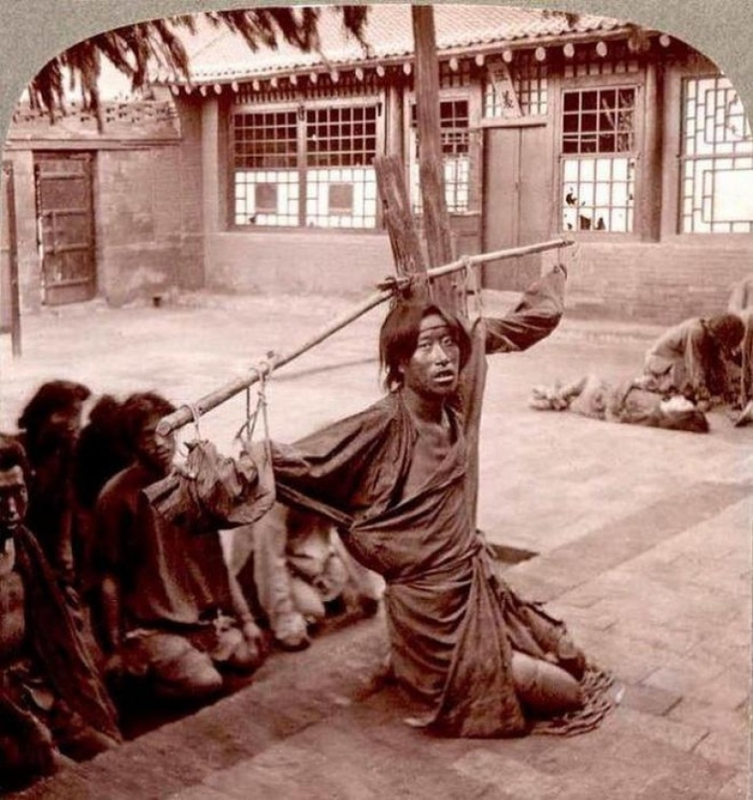 15 Shocking Photos Of Punishments And Executions Practiced In China In The 19th Century