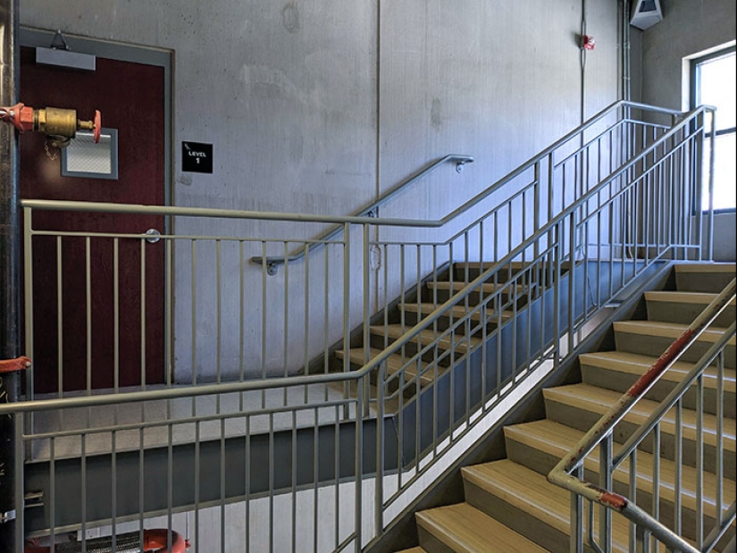 15 Times People Spotted Stupid Design Decisions In Public Places And Just Had To Share
