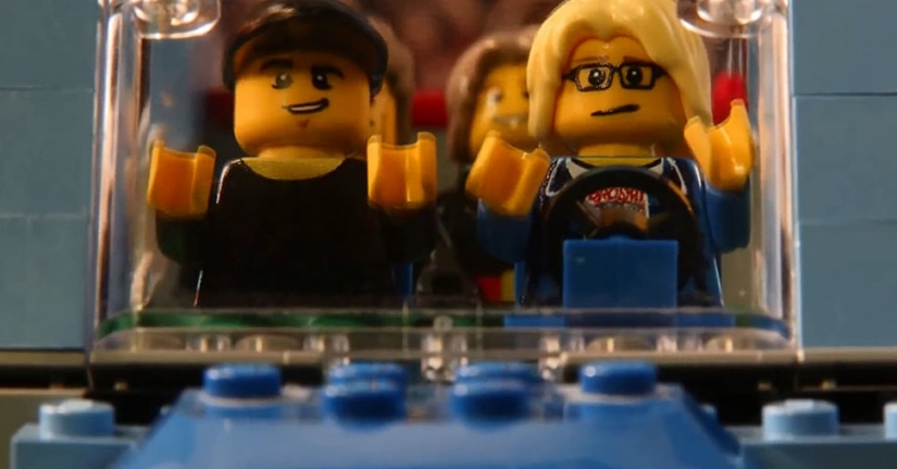 15-year-old masterfully recreates famous Hollywood blockbuster scenes from Lego