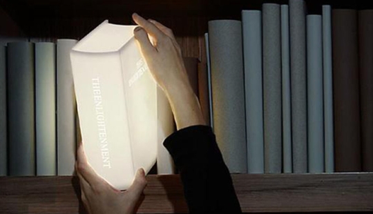 16 pleasant and unusual gifts for those who love books very much