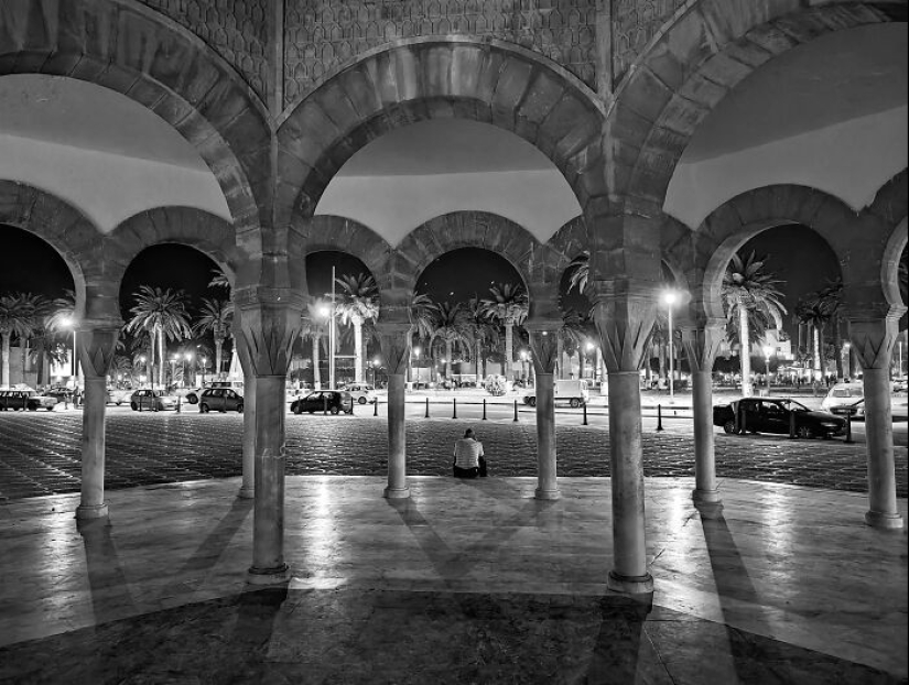 16 Smartphone Shots Documenting Life On The Streets Of Tunisia By This Photographer