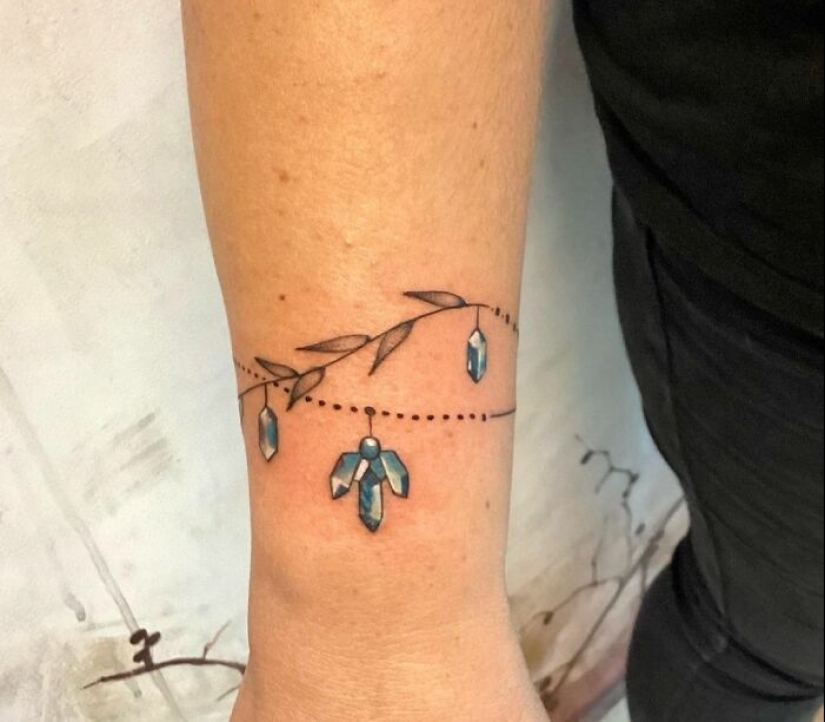 16 tatuajes de brazalete que son puro arte 16 tatuajes de brazalete que son puro arte