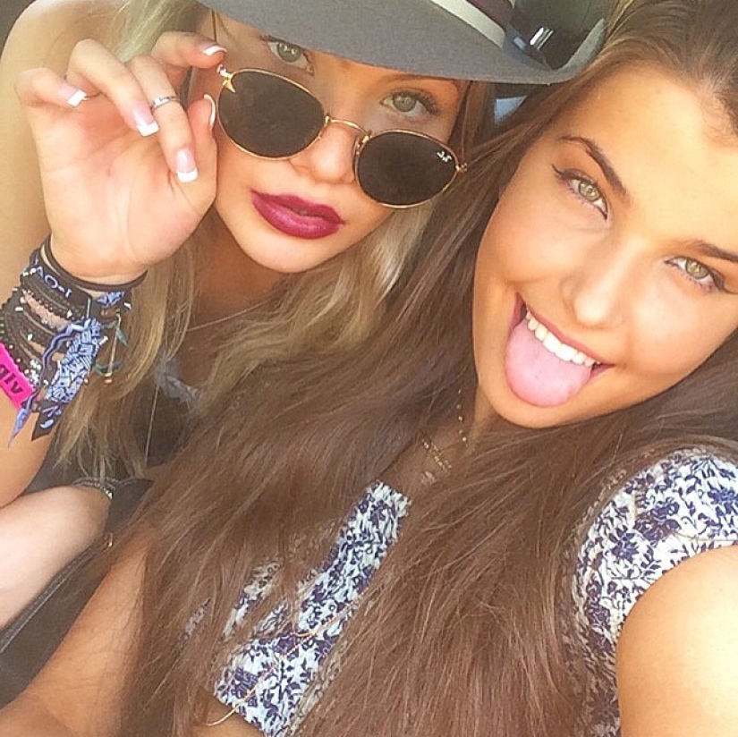 16-year-old girl went to the festival and became an Instagram star