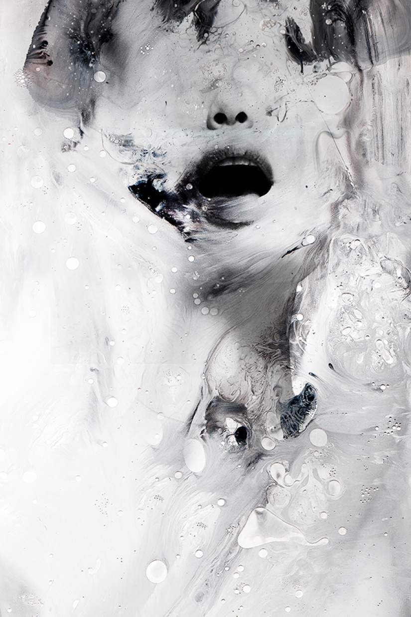 17 artists who blur the line between photography and painting