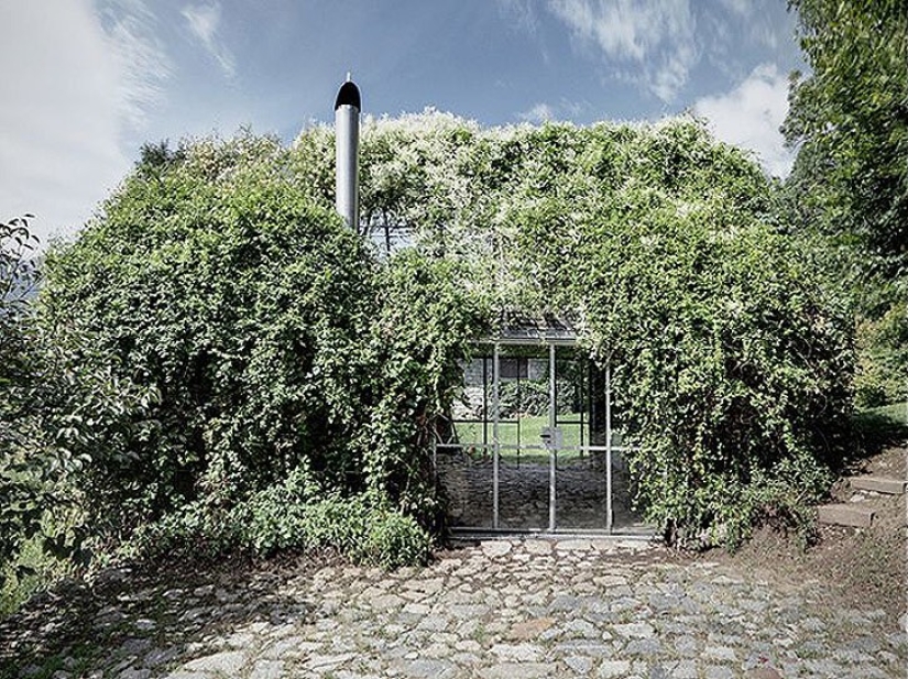 17 cleverly camouflaged buildings that play hide-and-seek 17 cleverly camouflaged buildings that play hide-and-seek