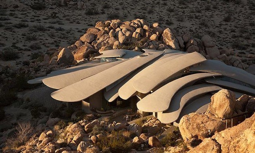 17 cleverly camouflaged buildings that play hide-and-seek 17 cleverly camouflaged buildings that play hide-and-seek