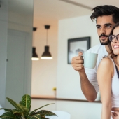 17 señales de que tu pareja realmente aprecia tenerte en su vida