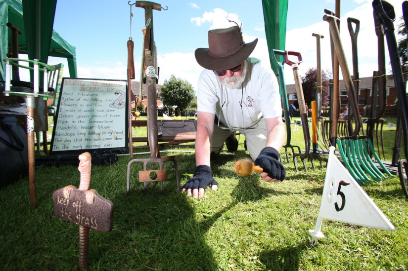 18 of the strangest, most exhausting and crazy championships in the world 18 of the strangest, most exhausting and crazy championships in the world