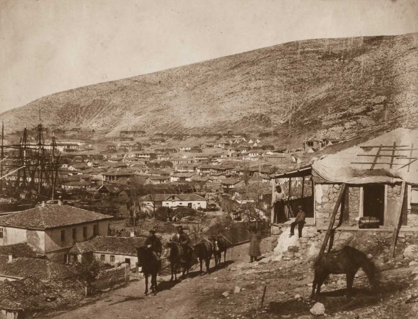 1855: The Crimean War is the first military conflict ever photographed