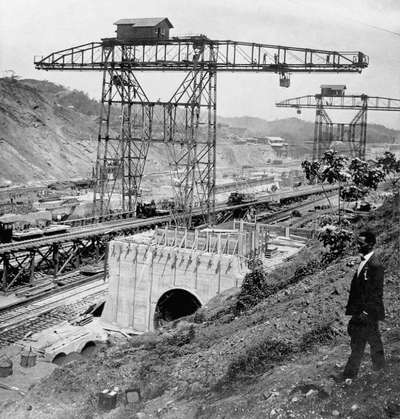 1881-1914: Construcción del Canal de Panamá
