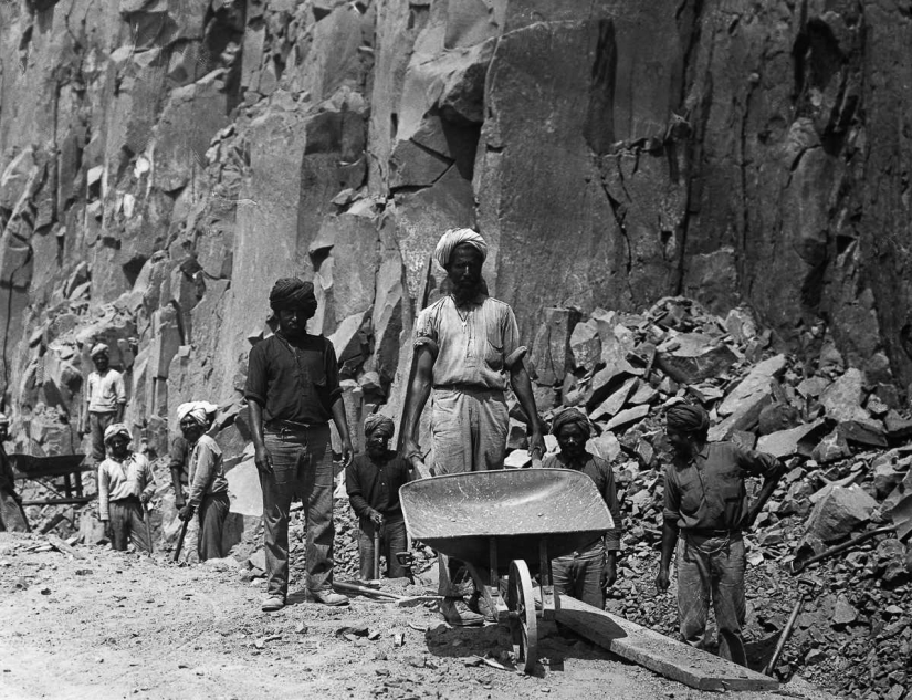 1881-1914: Construcción del Canal de Panamá