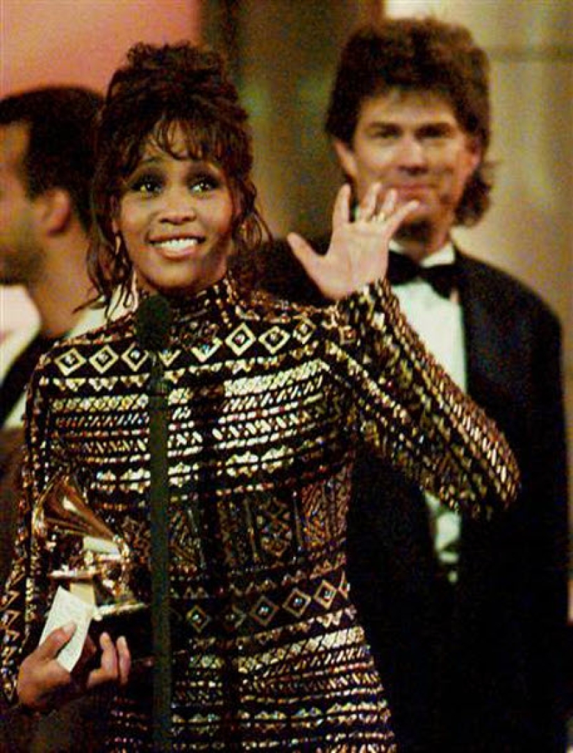 19 bright shots from the biography of Whitney Houston