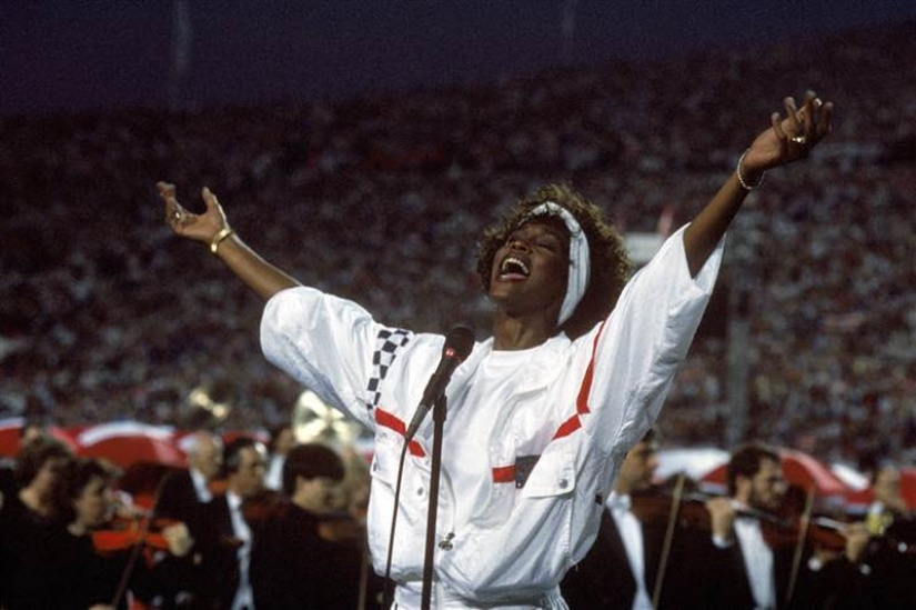 19 bright shots from the biography of Whitney Houston