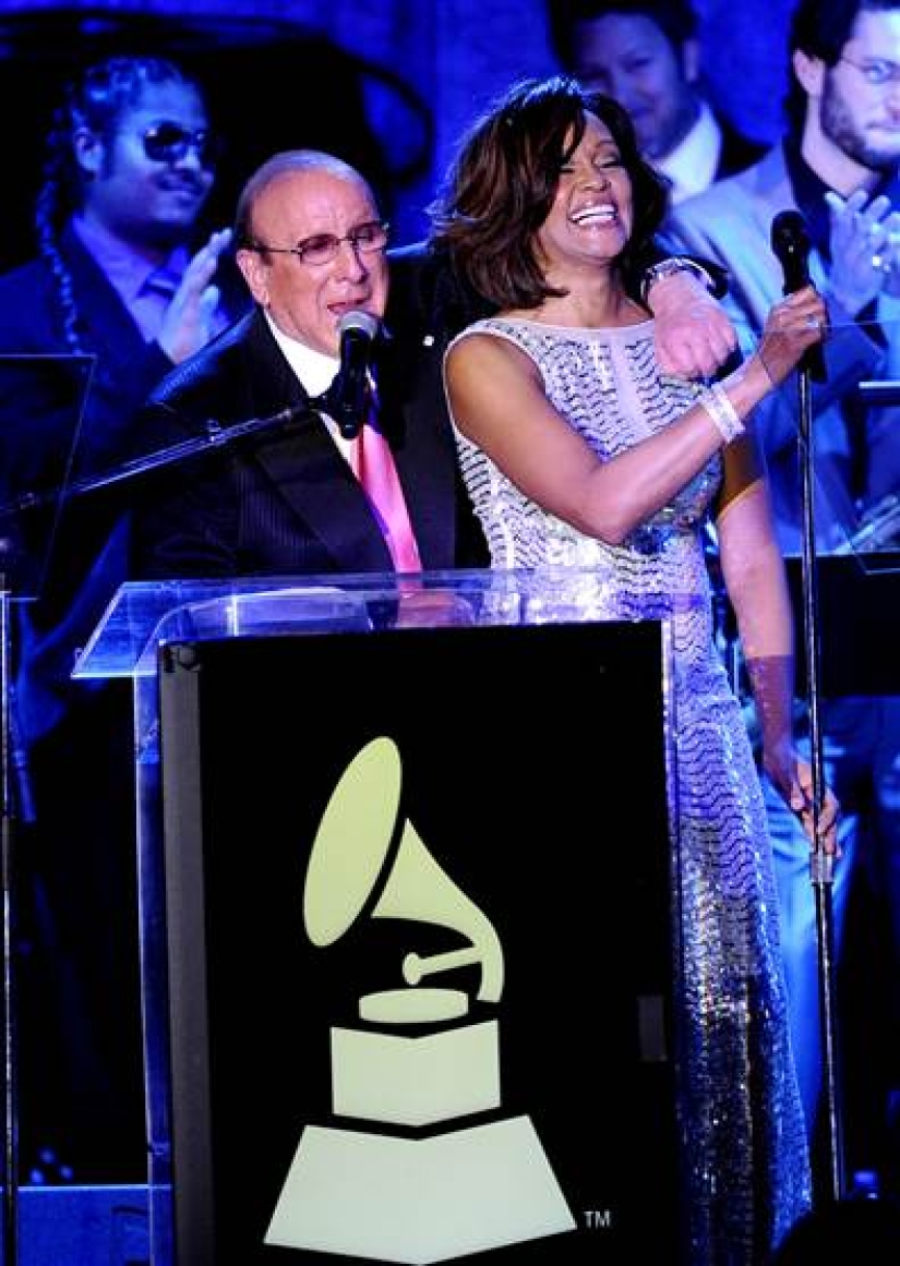 19 fotos brillantes de la biografía de Whitney Houston