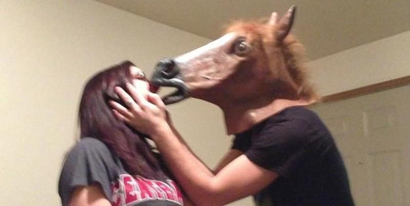 20 bad kisses