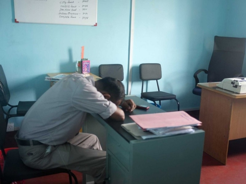 20 horrores que los empleados de Facebook tienen que soportar