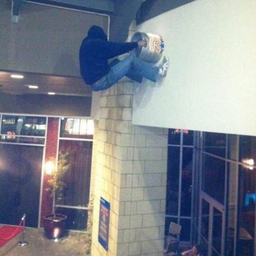 20 photos in which there is some kind of chaos 20 photos in which there is some kind of chaos