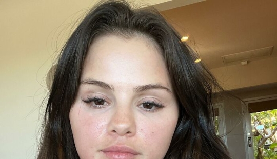 20 Stunning Photos Of Celebrities Embracing Their Natural Looks 20 Stunning Photos Of Celebrities Embracing Their Natural Looks