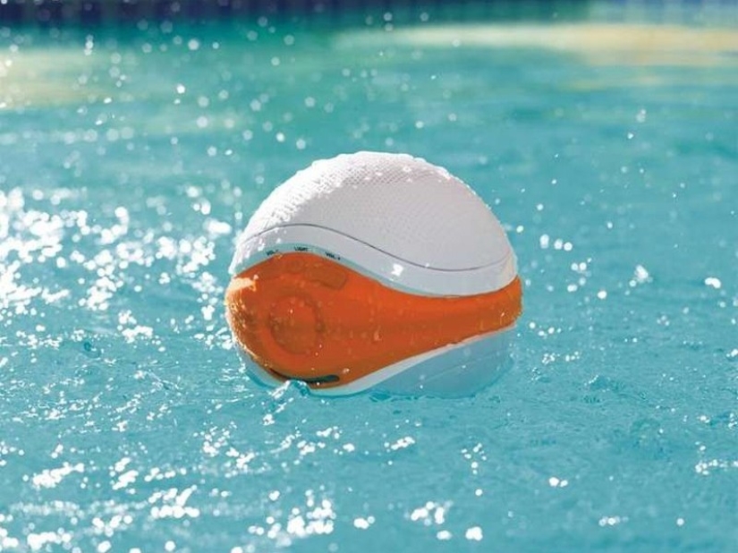 21 aparatos a prueba de agua para llevar de vacaciones