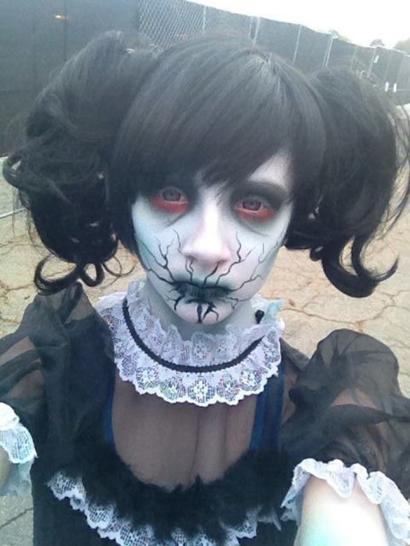 22 Crazy Halloween Makeup Ideas 22 Crazy Halloween Makeup Ideas