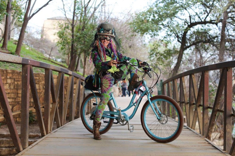 23 stories of strangers on the streets of New York