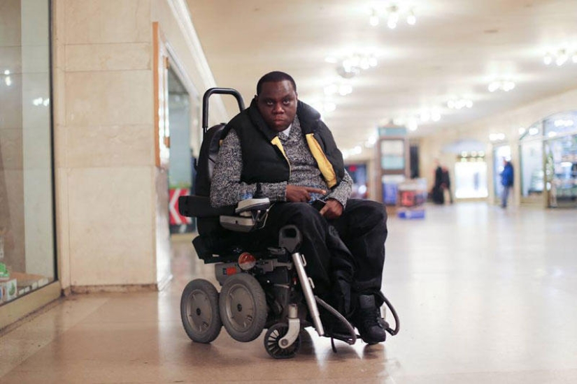 23 stories of strangers on the streets of New York