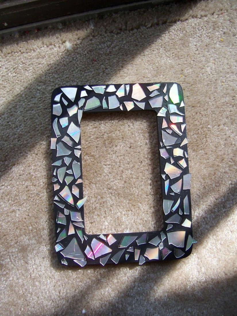 25 Brilliant Ideas for Recycling Old CDs 25 Brilliant Ideas for Recycling Old CDs