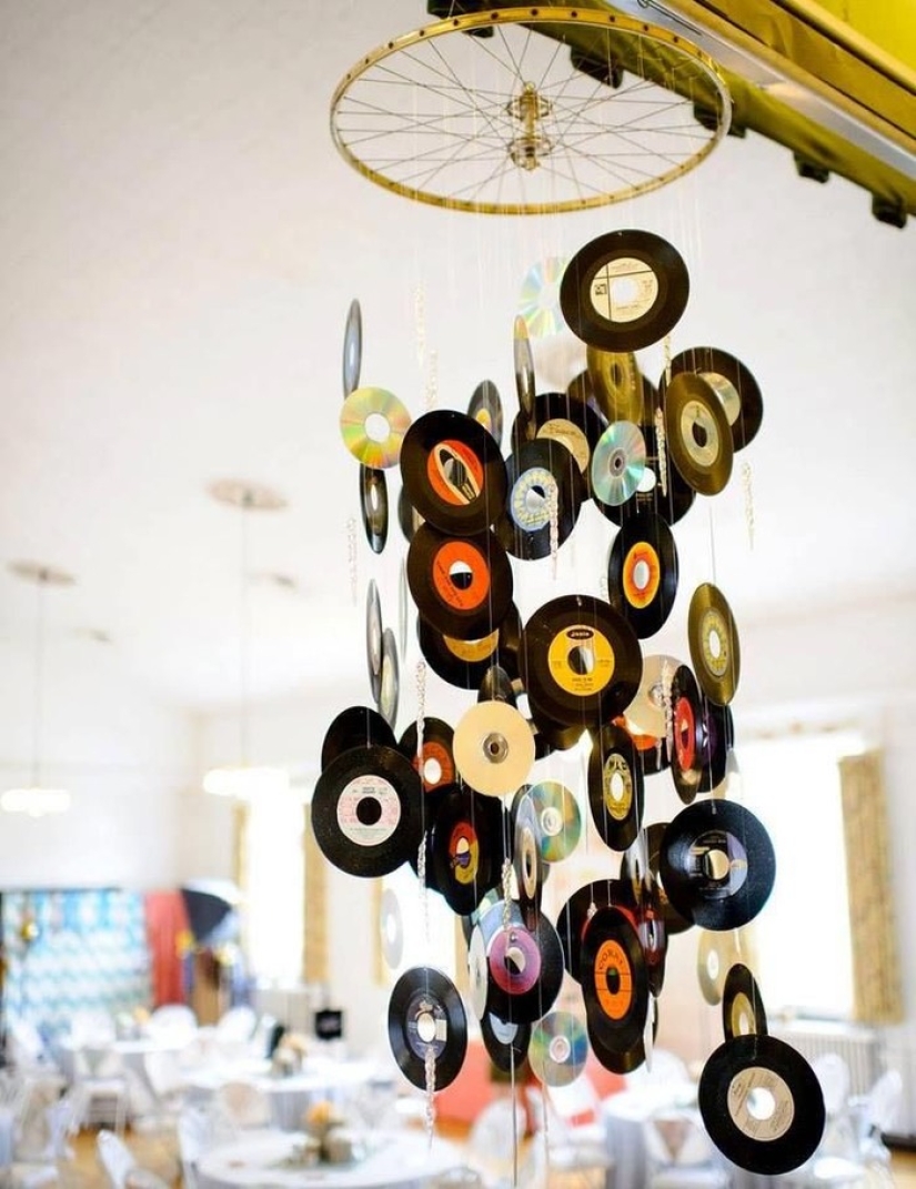 25 Brilliant Ideas for Recycling Old CDs 25 Brilliant Ideas for Recycling Old CDs