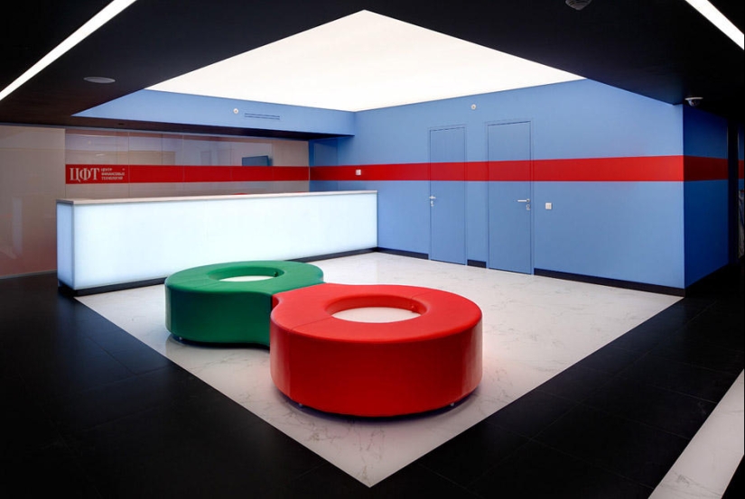 25 Unusual Office Receptions