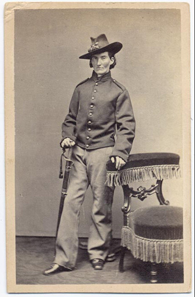 3 historical figures who were transgender