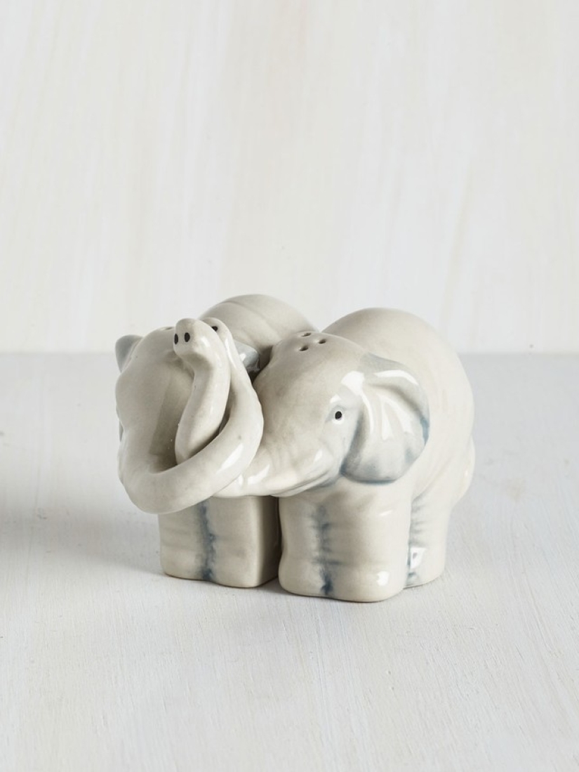 30 essential items for anyone who loves elephants! 30 essential items for anyone who loves elephants!