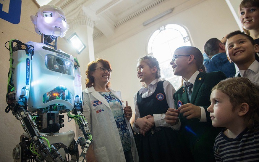 30 unique robots from around the world