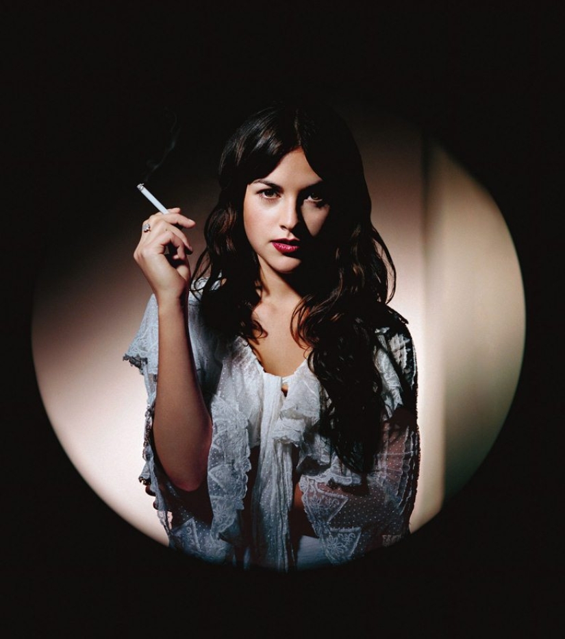 37 fatal beauties and cigarettes 37 fatal beauties and cigarettes